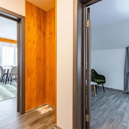 Hotel Konopka Forest & *