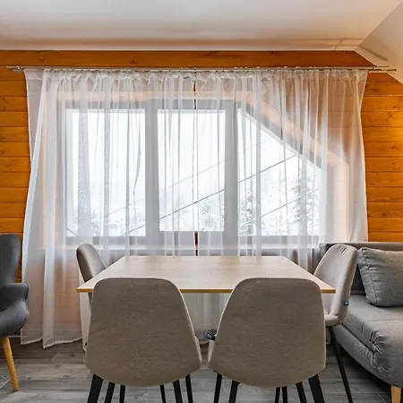 Hotel Konopka Forest & *