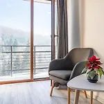 Hotel Konopka Forest & *