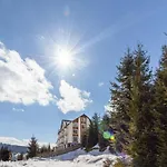 Hotel Konopka Forest & *