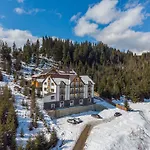 Konopka Forest & *