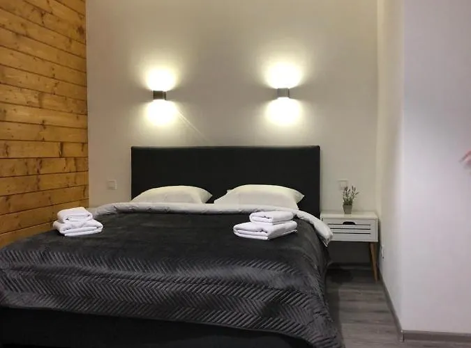 Konopka Forest & 酒店